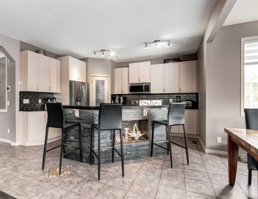 34 Morningside Landing SW, Airdrie, Alberta T4B0E2 photo 5