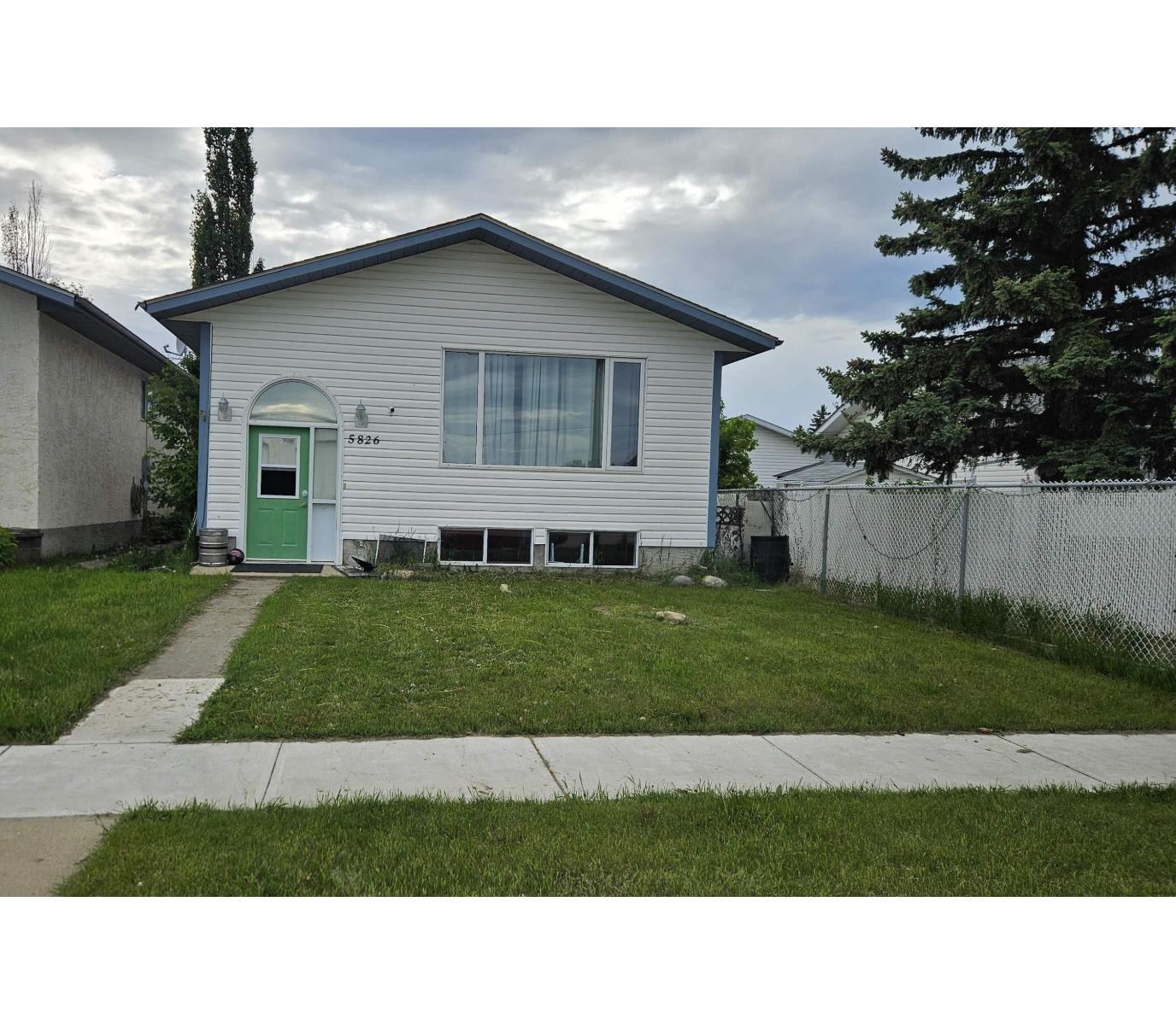 5826 49 ST|Tofield, Alberta T0B4J0