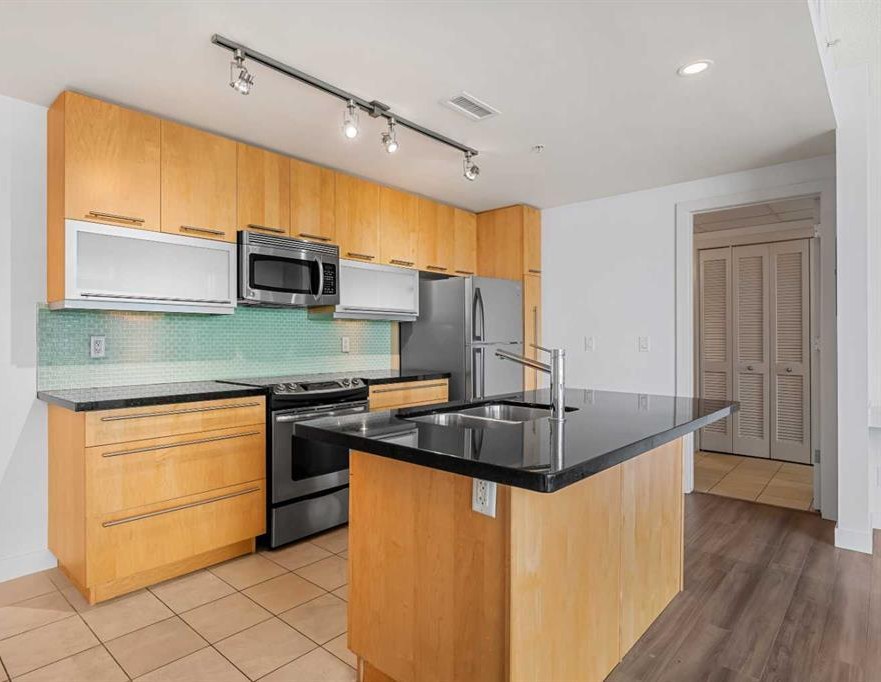 1407, 215 13 Avenue SW, Calgary, Alberta T2R0V6 photo 8
