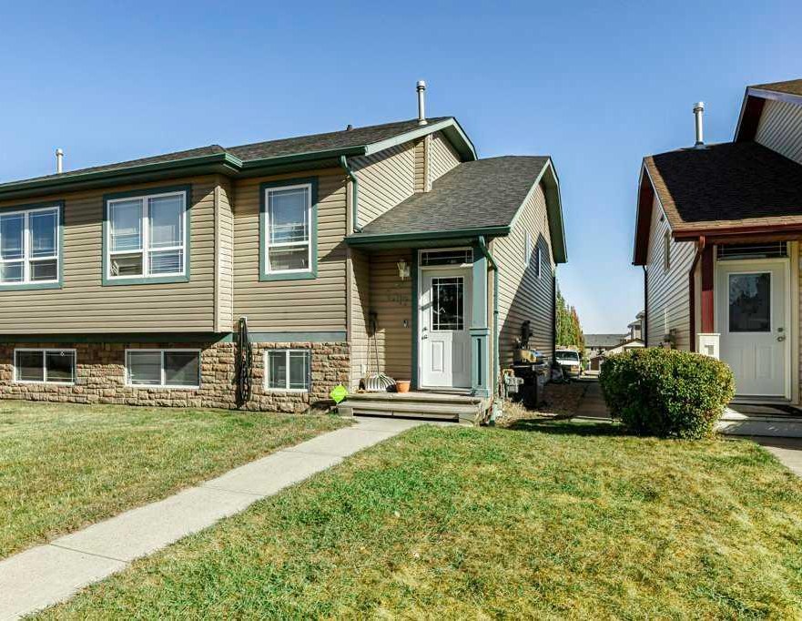 7017 Deer Street|Lacombe, Alberta T4L1Y9