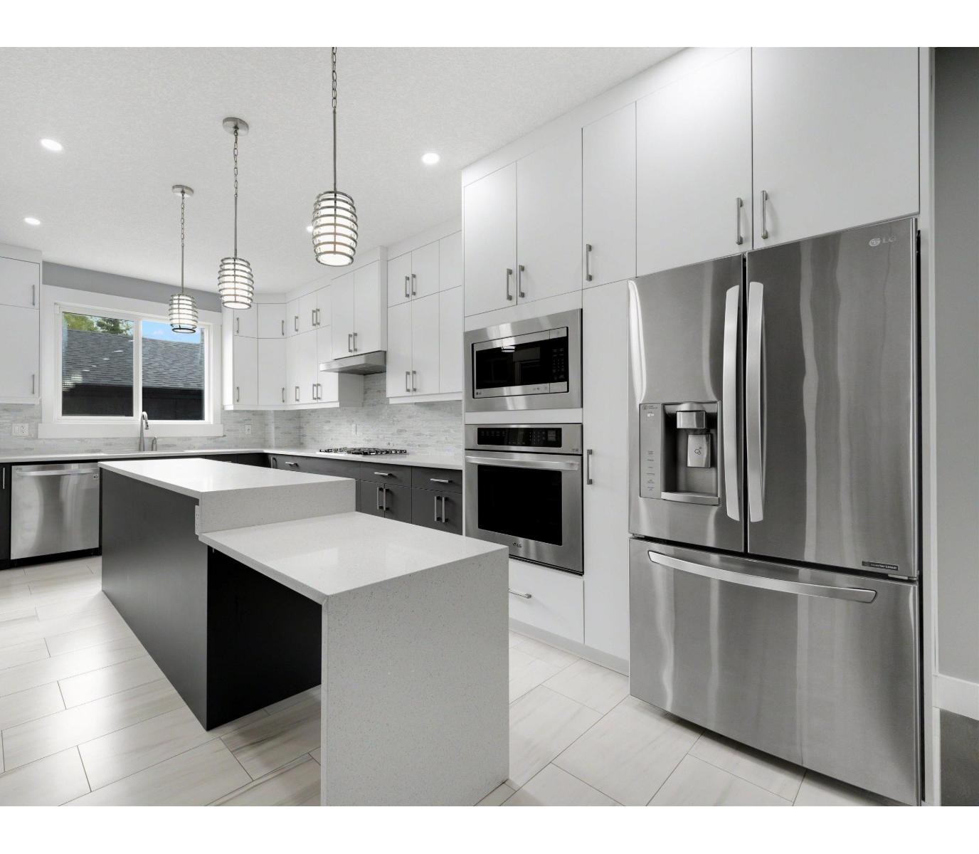 9013 90 ST NW, Edmonton, Alberta T6C3L8 photo 5