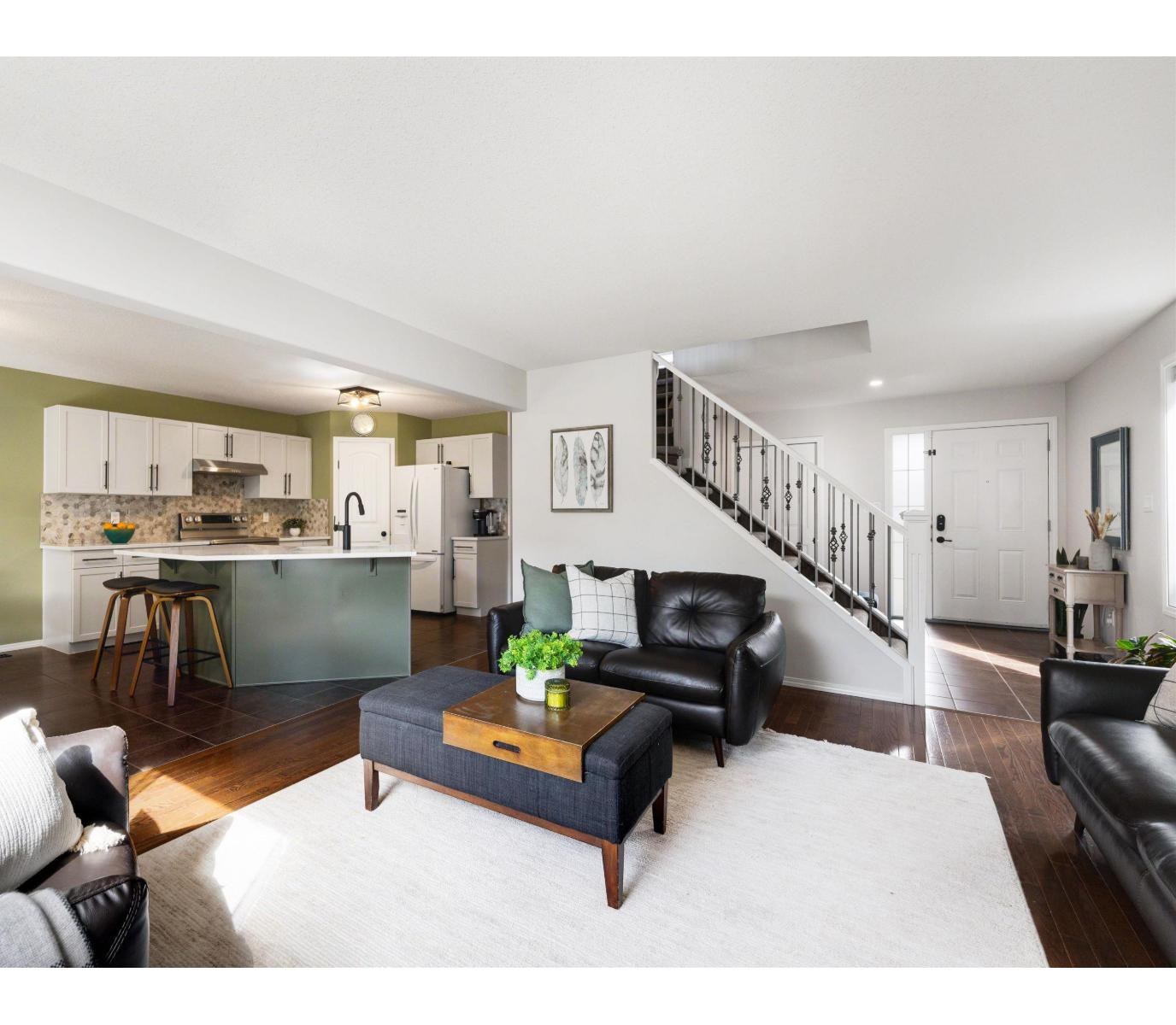 728 173 ST SW|Edmonton, Alberta T6W0M4