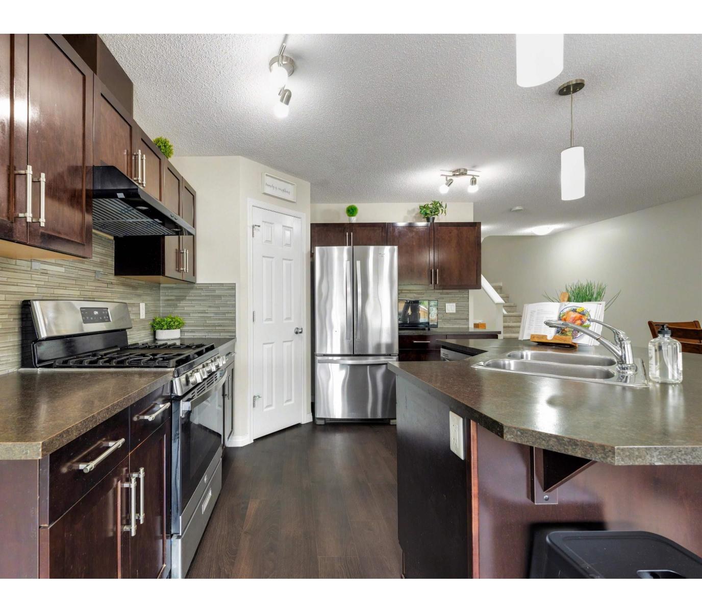 2422 CASSIDY WY SW, Edmonton, Alberta T6W3E2 photo 5