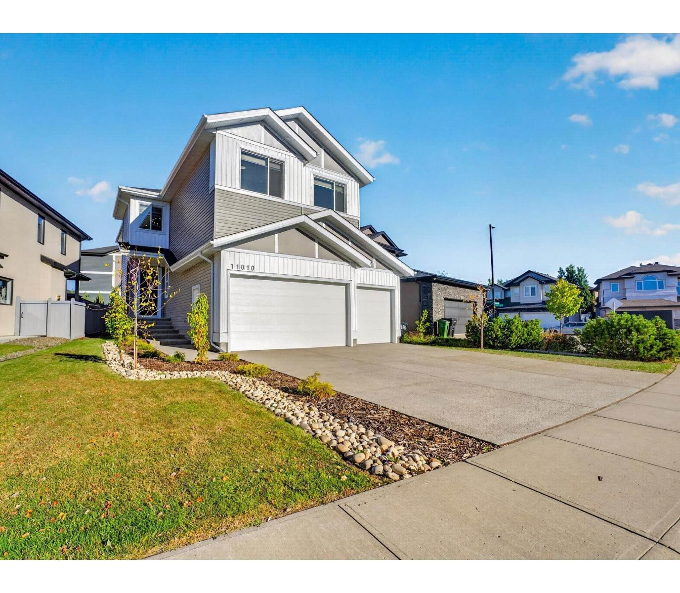 11010 174A AV NW, Edmonton, Alberta T5X0C5 photo 8