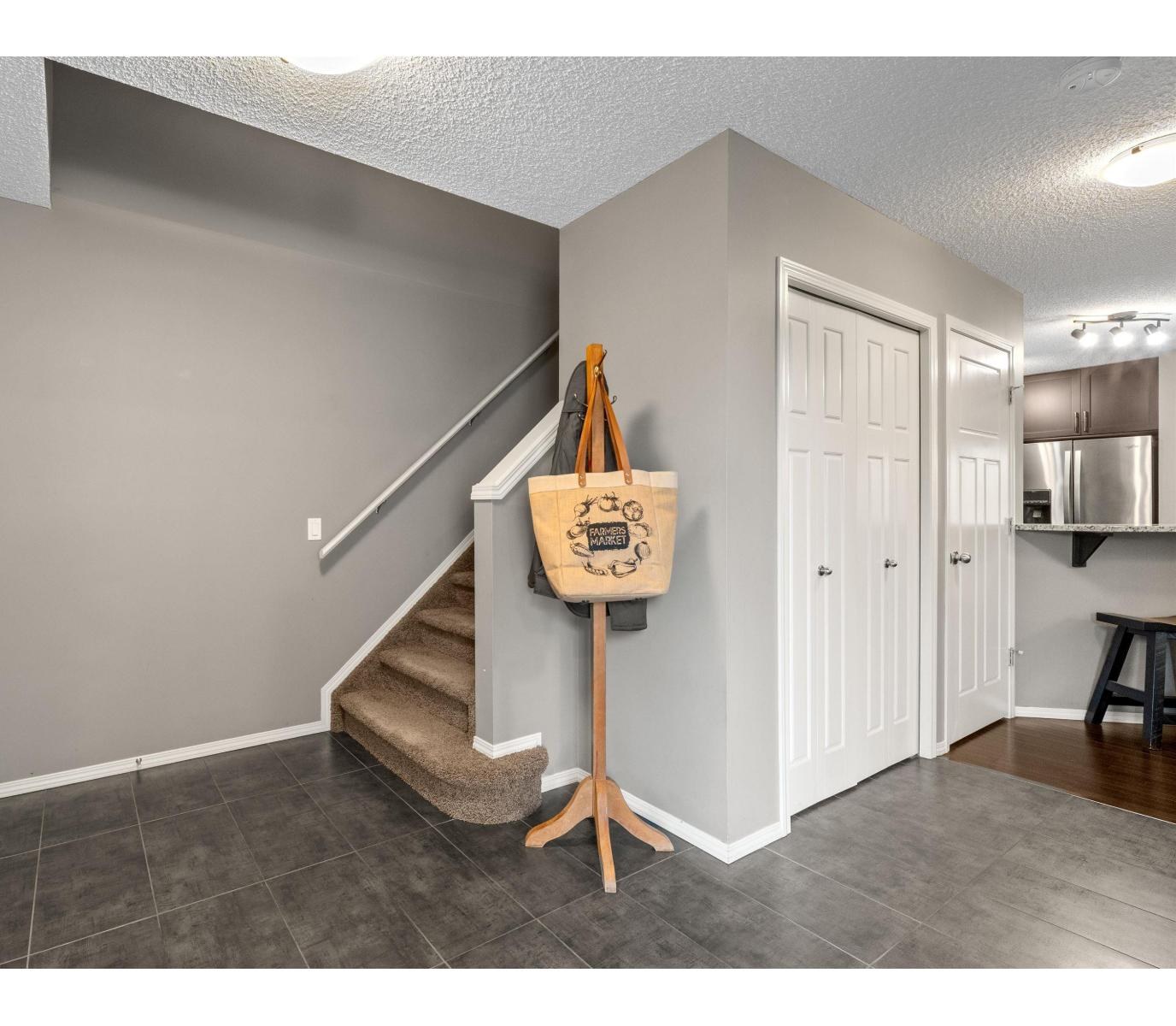 8 ROYAL ST, St. Albert, Alberta T8N7N8 photo 6