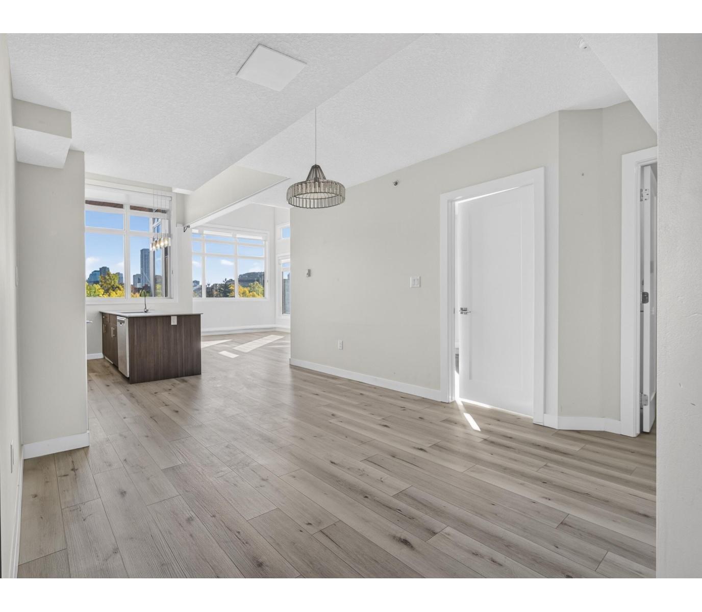 #405 10227 115 ST NW, Edmonton, Alberta T5K1T7 photo 5